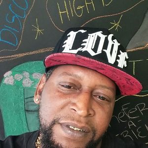 Meet your Posher, Ronald